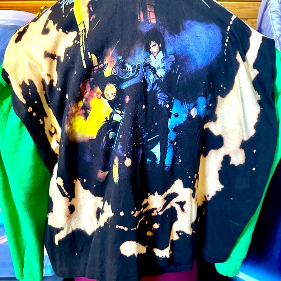 Incredible Prince Purple Rain Concert Tee with Puff Sequin & Sweatshirt Sleeves! - Picture 9 of 10